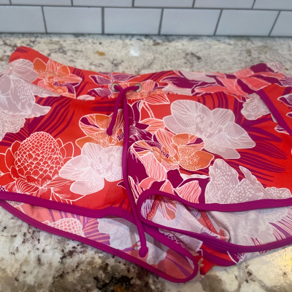 Athleta Vibrant Pink and Orange Shorts